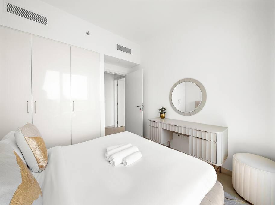 2br With Gym, Yoga And Tennis Court Dubaï