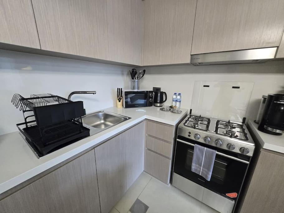 Luxury 1br Burj Khalifa View Walk To Mal Appartement