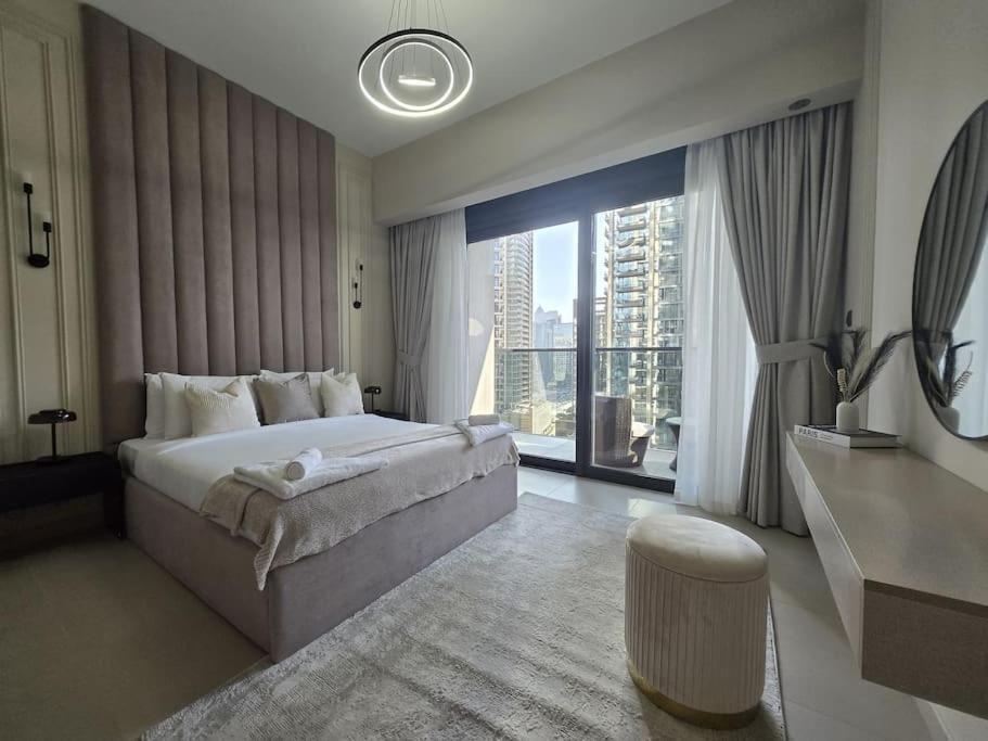 Luxury 1br Burj Khalifa View Walk To Mal Appartement Dubai