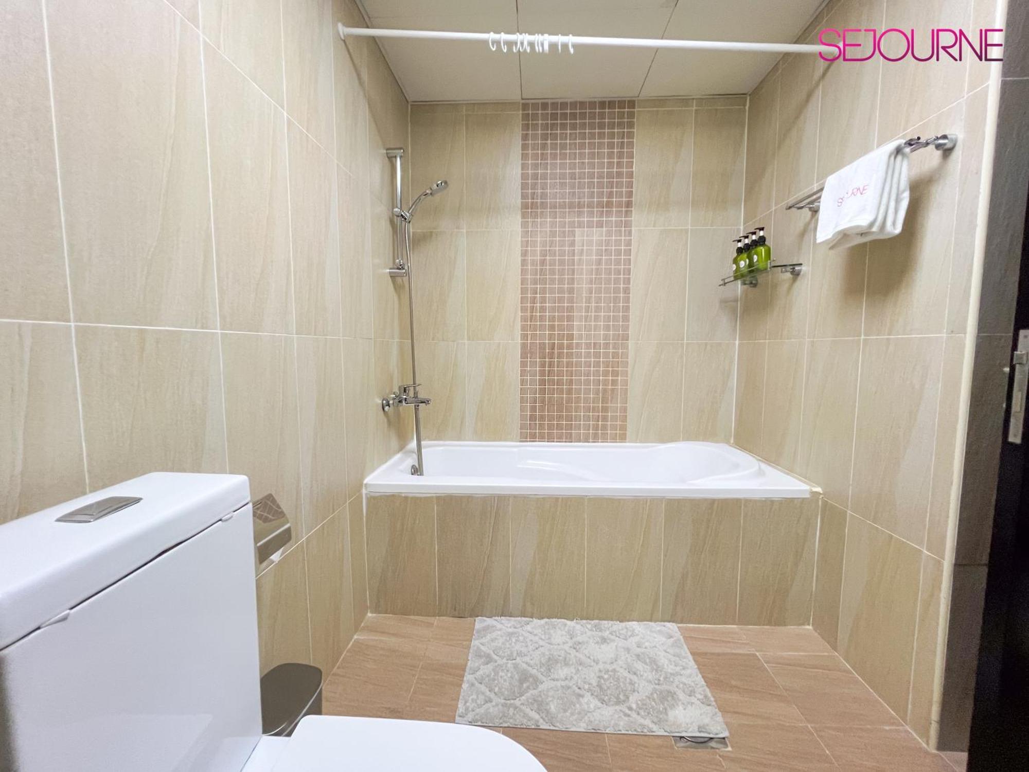 #63 Elegant 2br In O2 Residences Jlt Apartamento