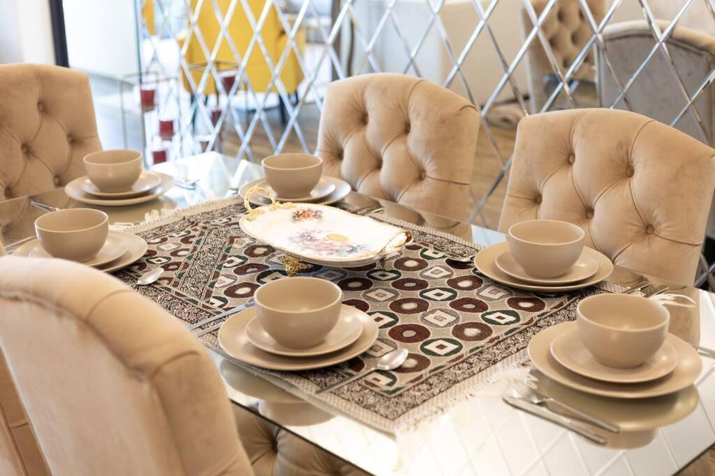 Royal Marina Experience Lavish 2br Waterfront View * Dubaï