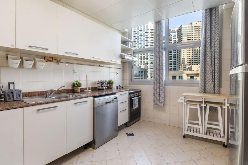 Appartement Royal Marina Experience Lavish 2br Waterfront View *
