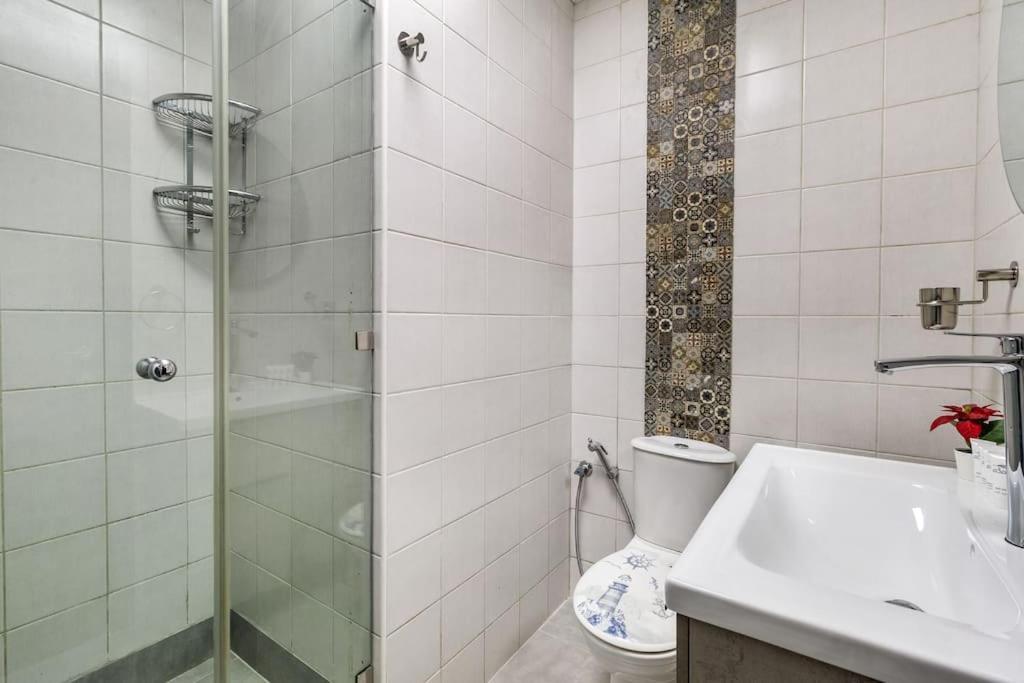 Royal Marina Experience Lavish 2br Waterfront View * Dubaï