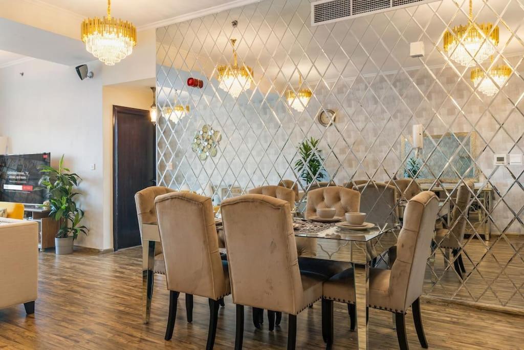 Royal Marina Experience Lavish 2br Waterfront View * Dubaï