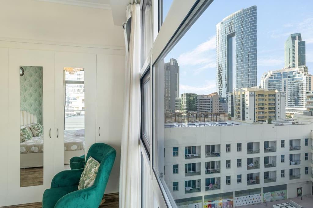 Royal Marina Experience Lavish 2br Waterfront View Appartement *