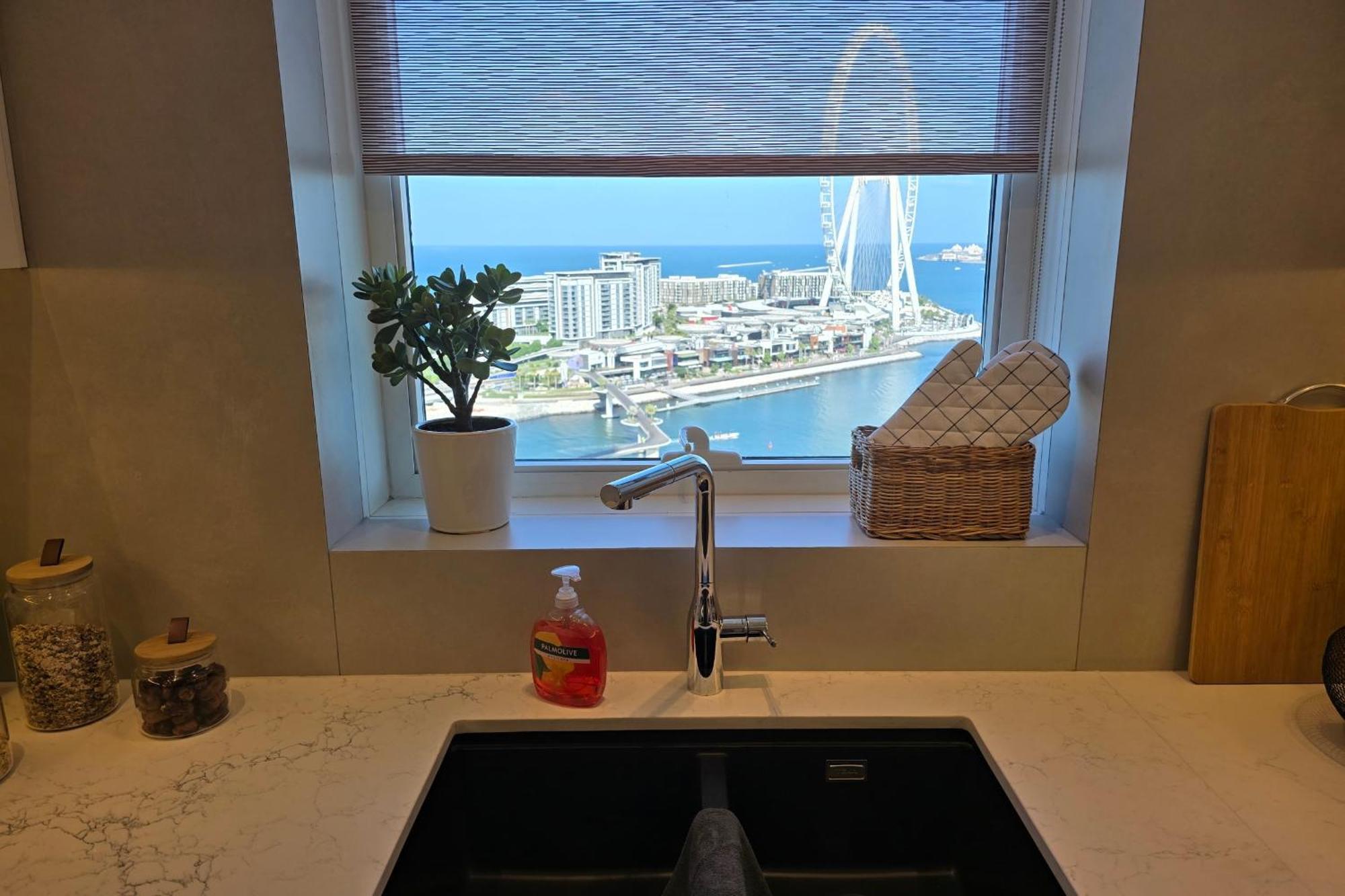 Beachfront 250 View Private High Floor Dubaï