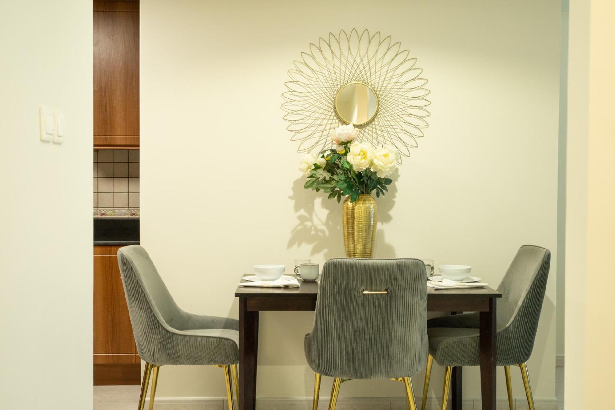 Apartemen Cozy One-bedroom In Marina