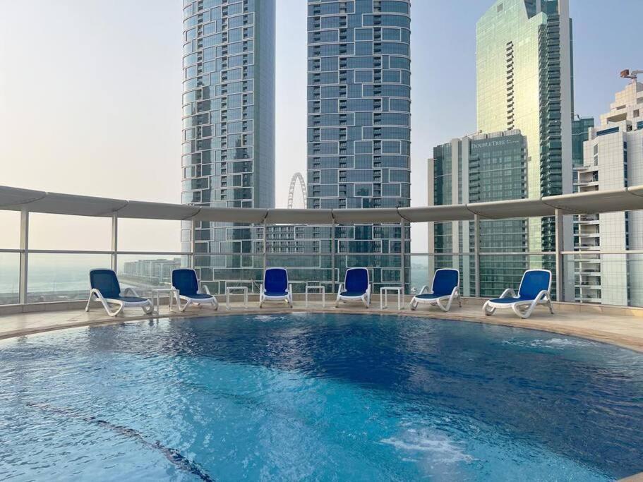 Cozy 1bhk Apartment-dubai Marina Apartamento *