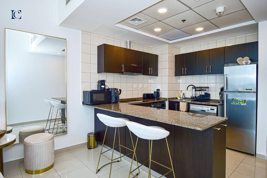 Luxury Escapes - View 1br In Bay Marina *