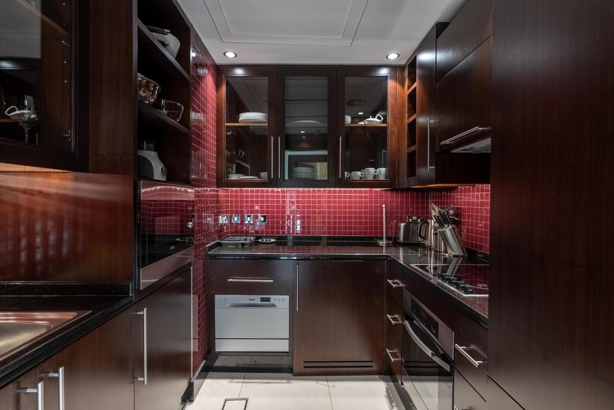Appartement Residencial In Address Downtown Connected To Mall *