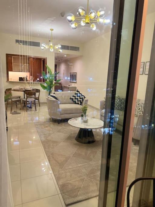 In Opposite To Burj Khalifa Apartment Dubai