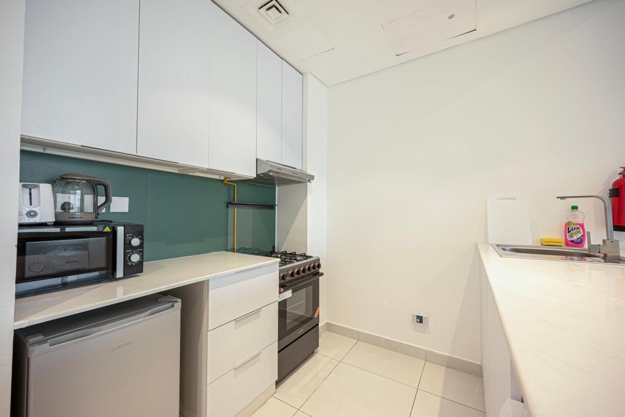 Appartement In Dubailand - Bright And Airy Dubaï