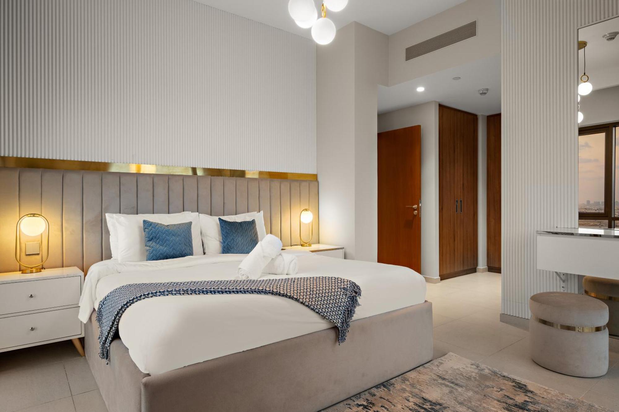 Lejlighed Deluxe 2br In Creek Harbour With Private Beach Access *