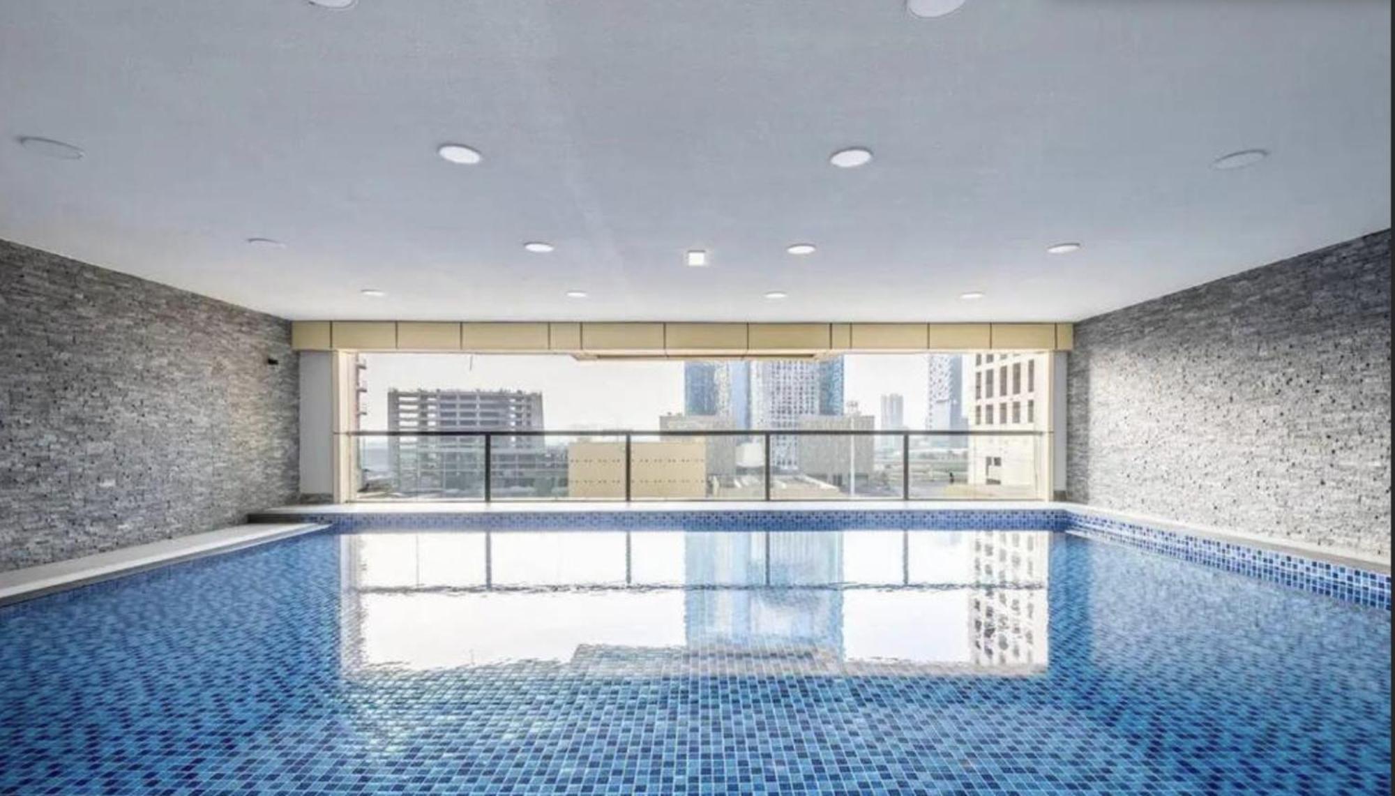 Spacious Upgraded & Elegant - 1br