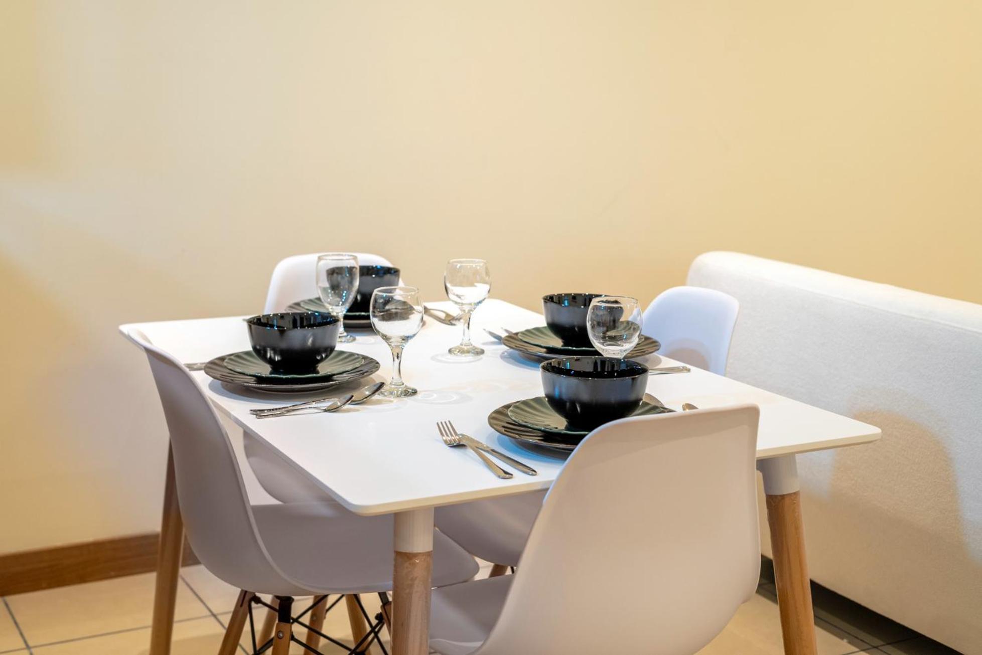 Spacious Upgraded & Elegant - 1br Apartamento Dubái