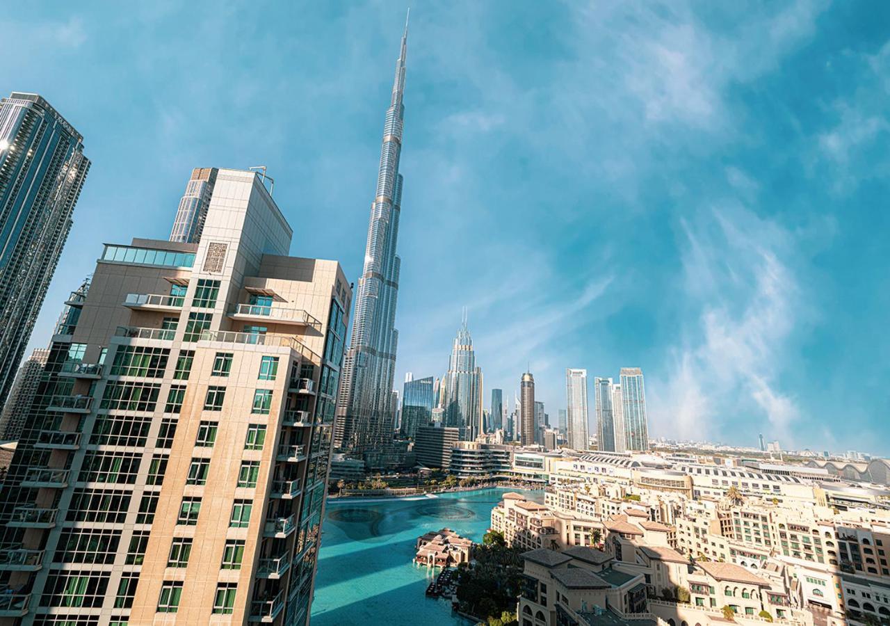Stunning 2 Bedroom Burj Khalifa Fountain Views * Dubái