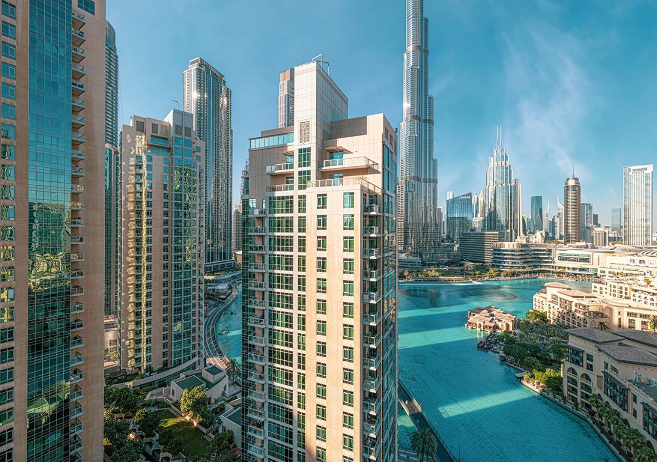 Stunning 2 Bedroom Burj Khalifa Fountain Views Apartamento Dubái