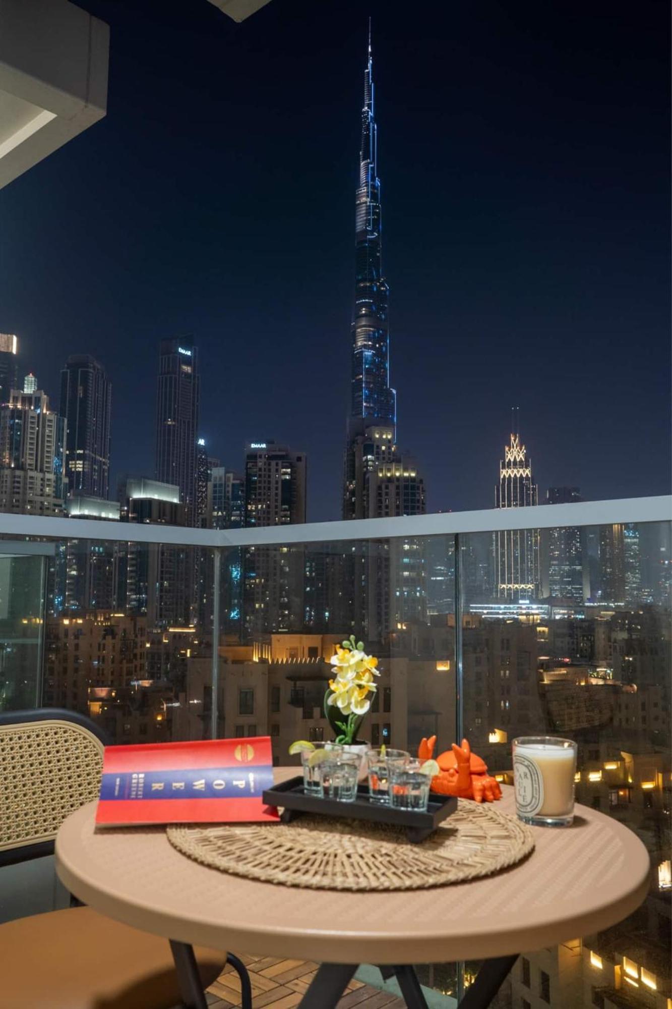 The Lavish Art House With Full Burj Khalifa View From - Amazing Balcony Setup - Infinity Pool - Near Mall Downtown Appartement