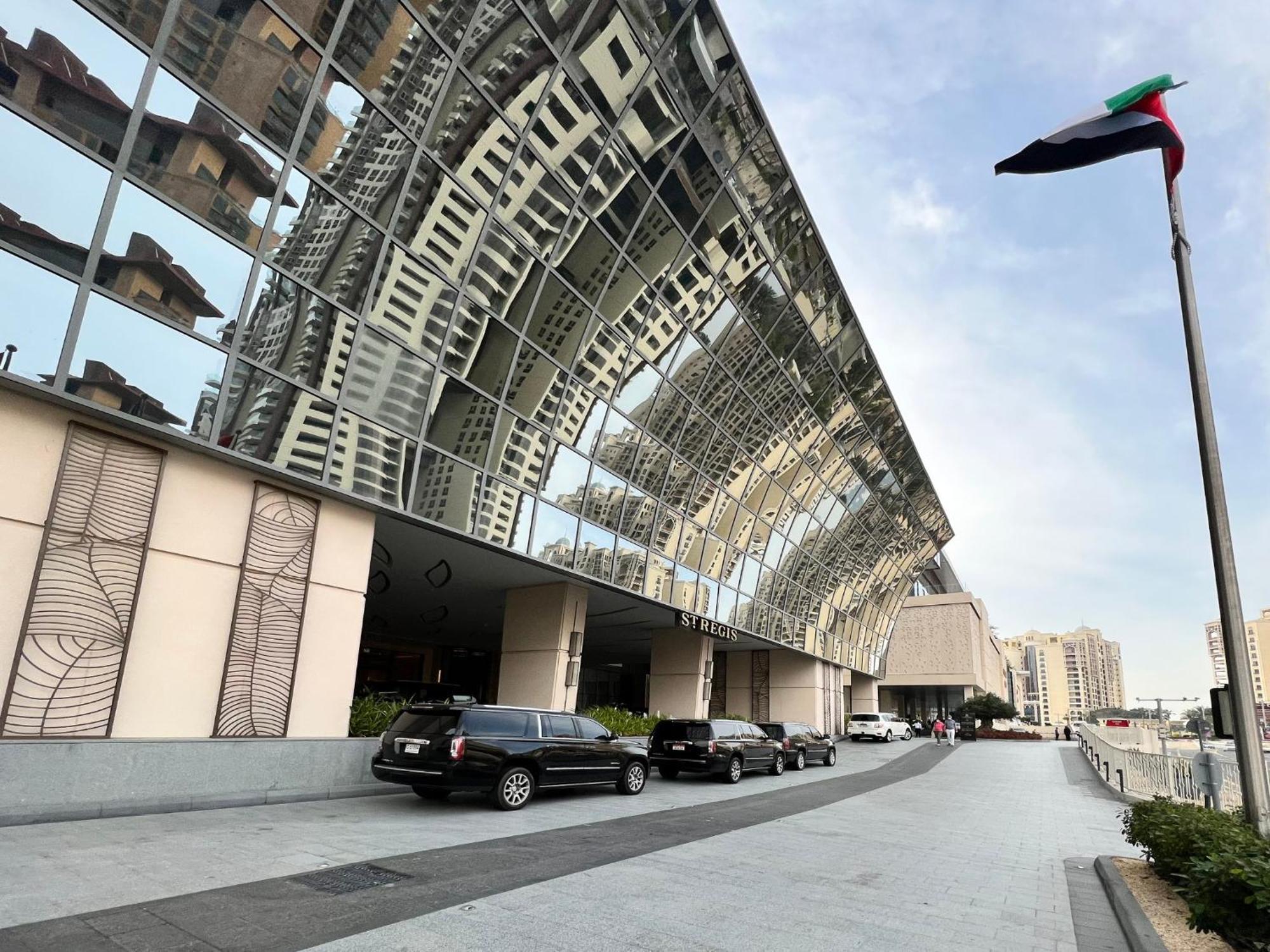 Palm Tower Where Luxury & View Meet In One Place *