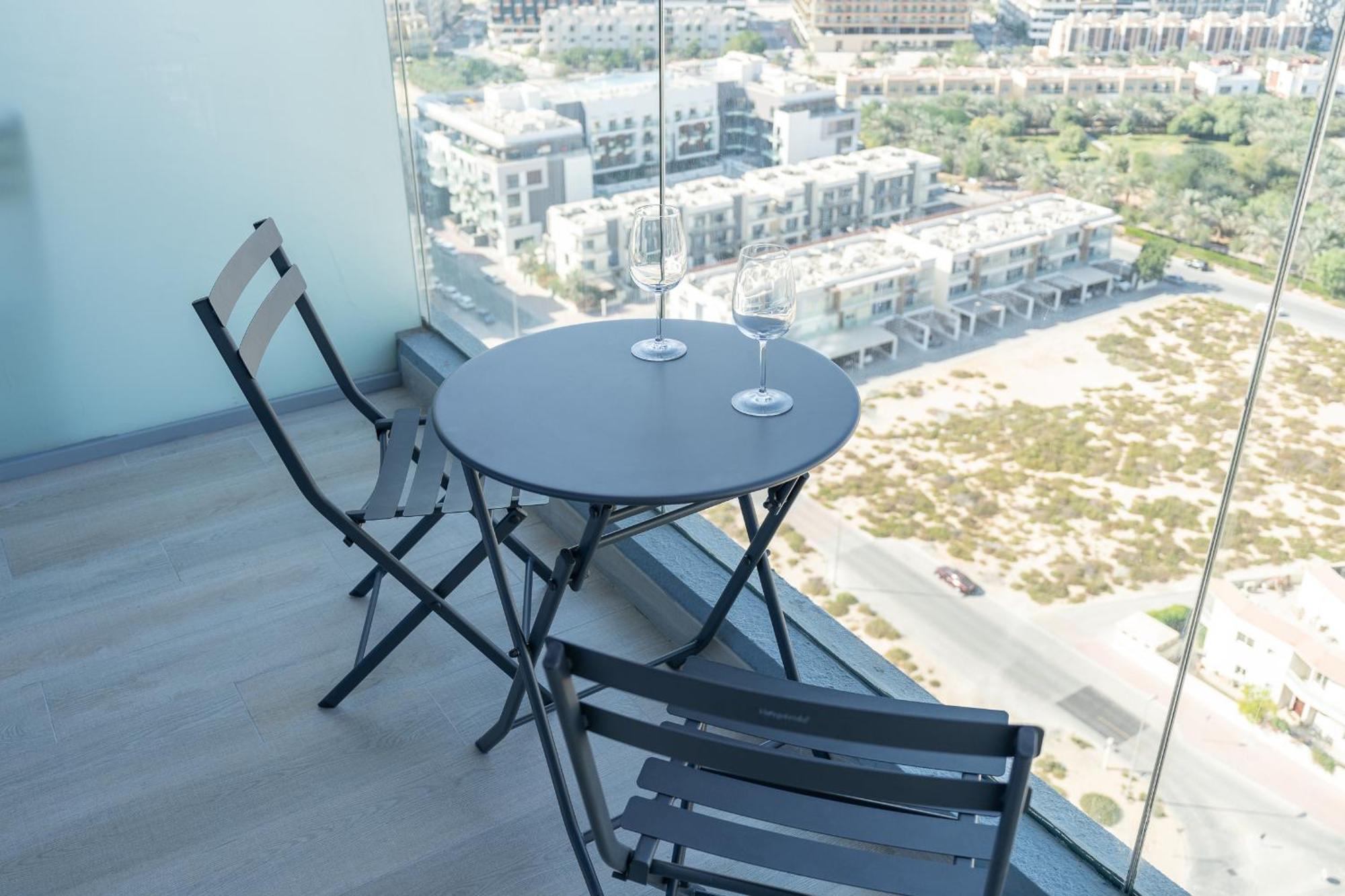 Marina & Downtown Views In Modern - Jvc Dubái