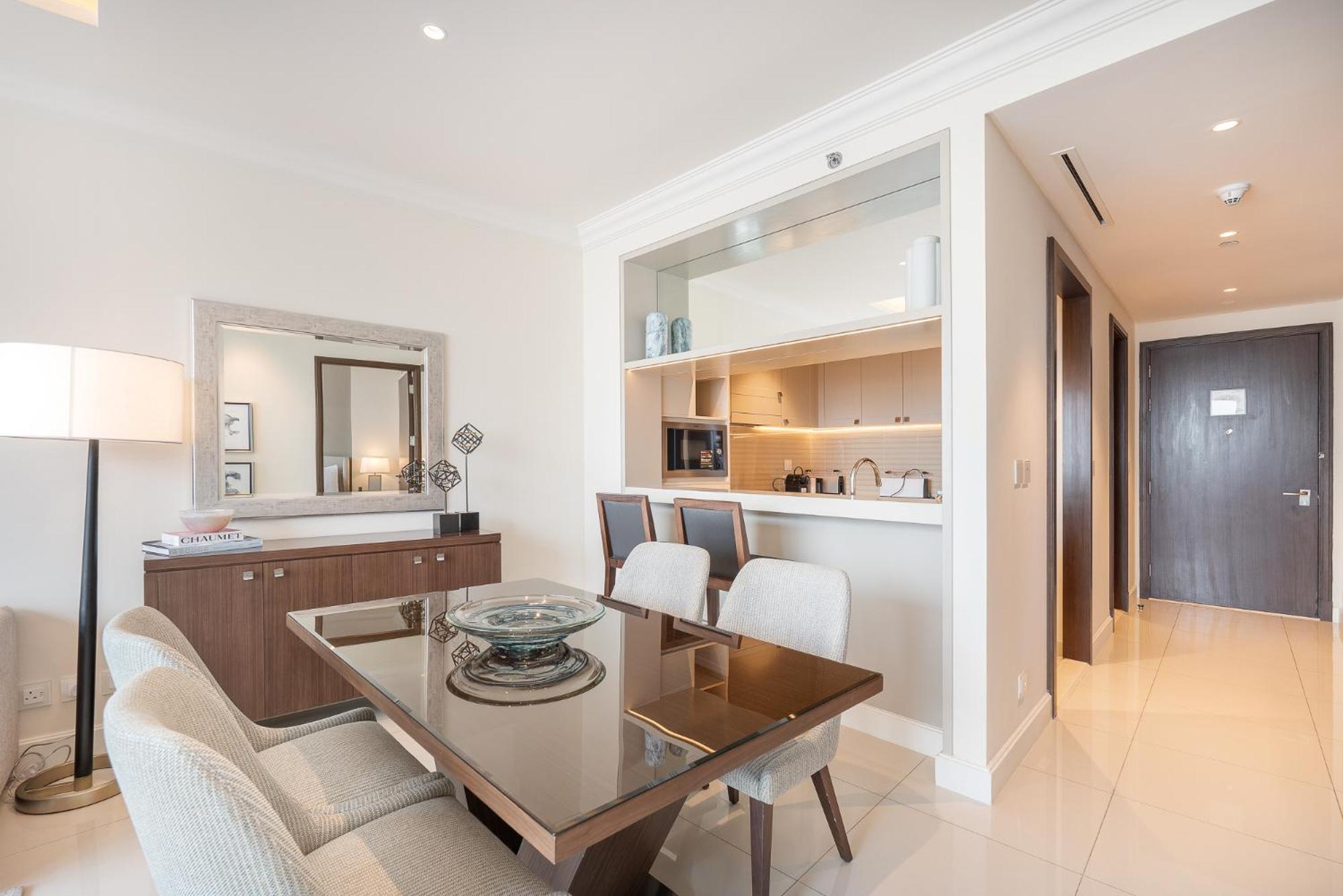 Apartment Elegant 1br With Burj Khalifa Views