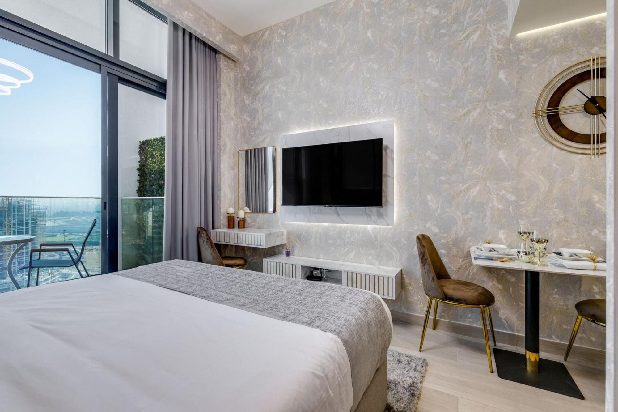Globalstay Azizi Riviera 48 Apartament