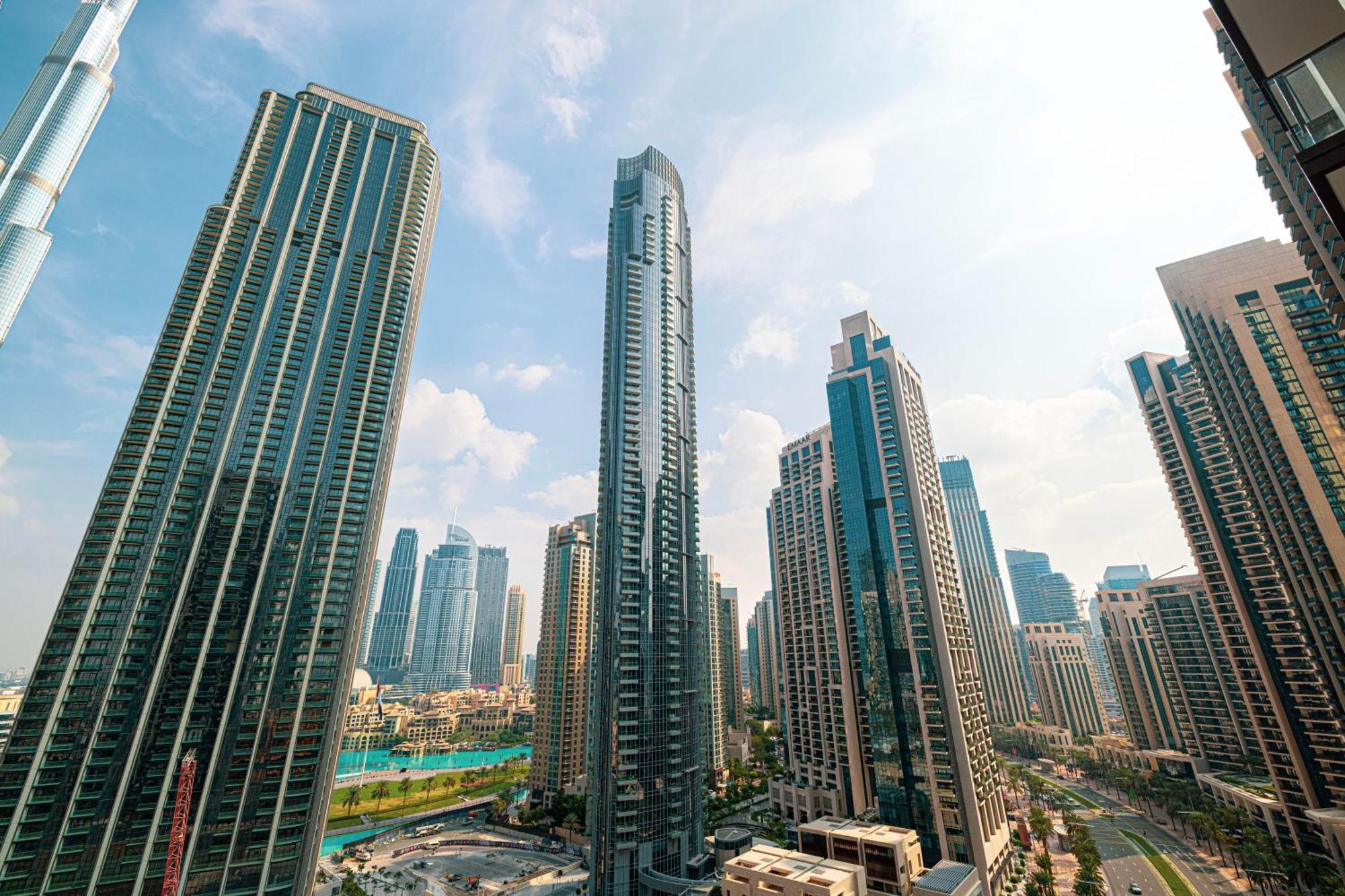 Luxury 4br Burj Khalifa View Mall Dubai