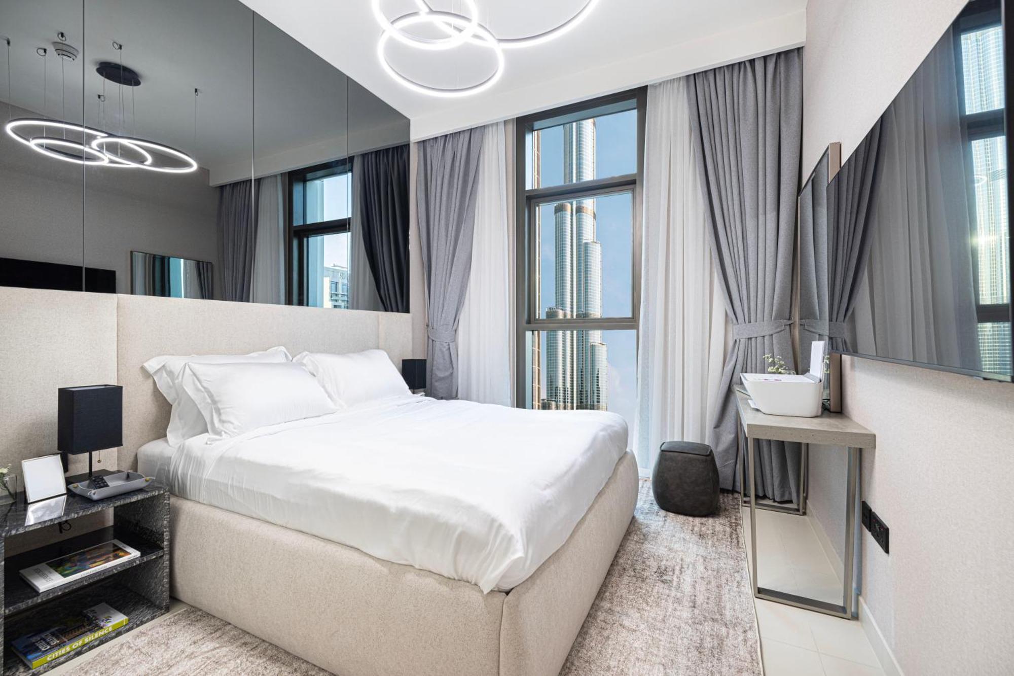Luxury 4br Burj Khalifa View Mall * Dubai