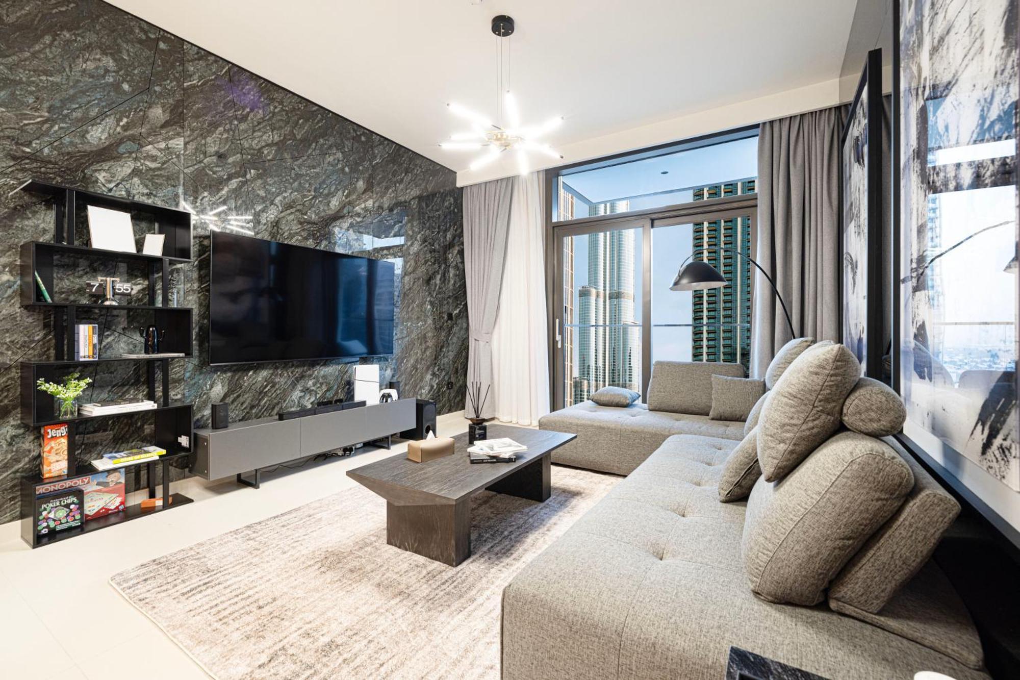 Luxury 4br Burj Khalifa View Mall