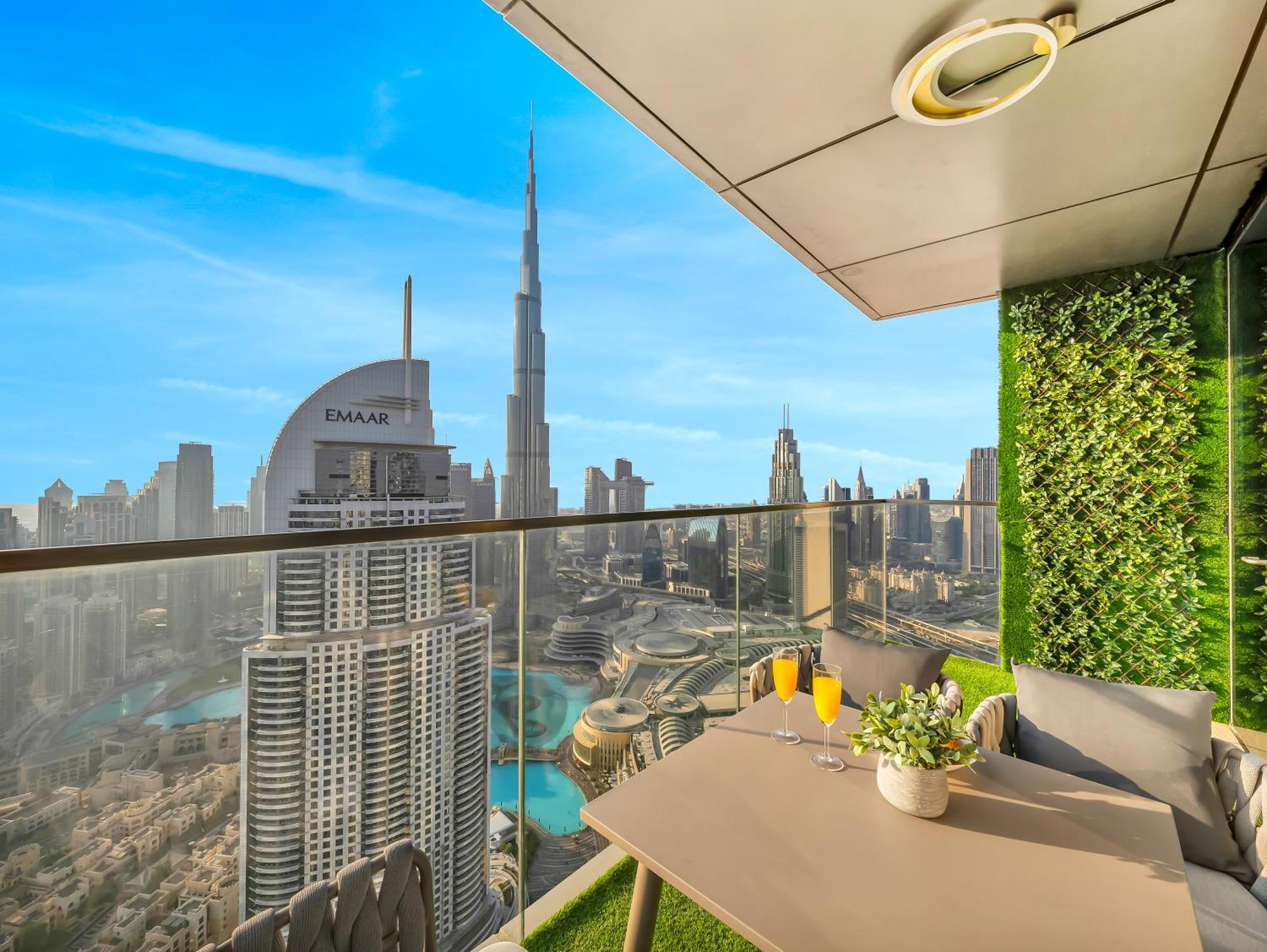 Stunning 2br-burj View -connected To Mall Apartamento