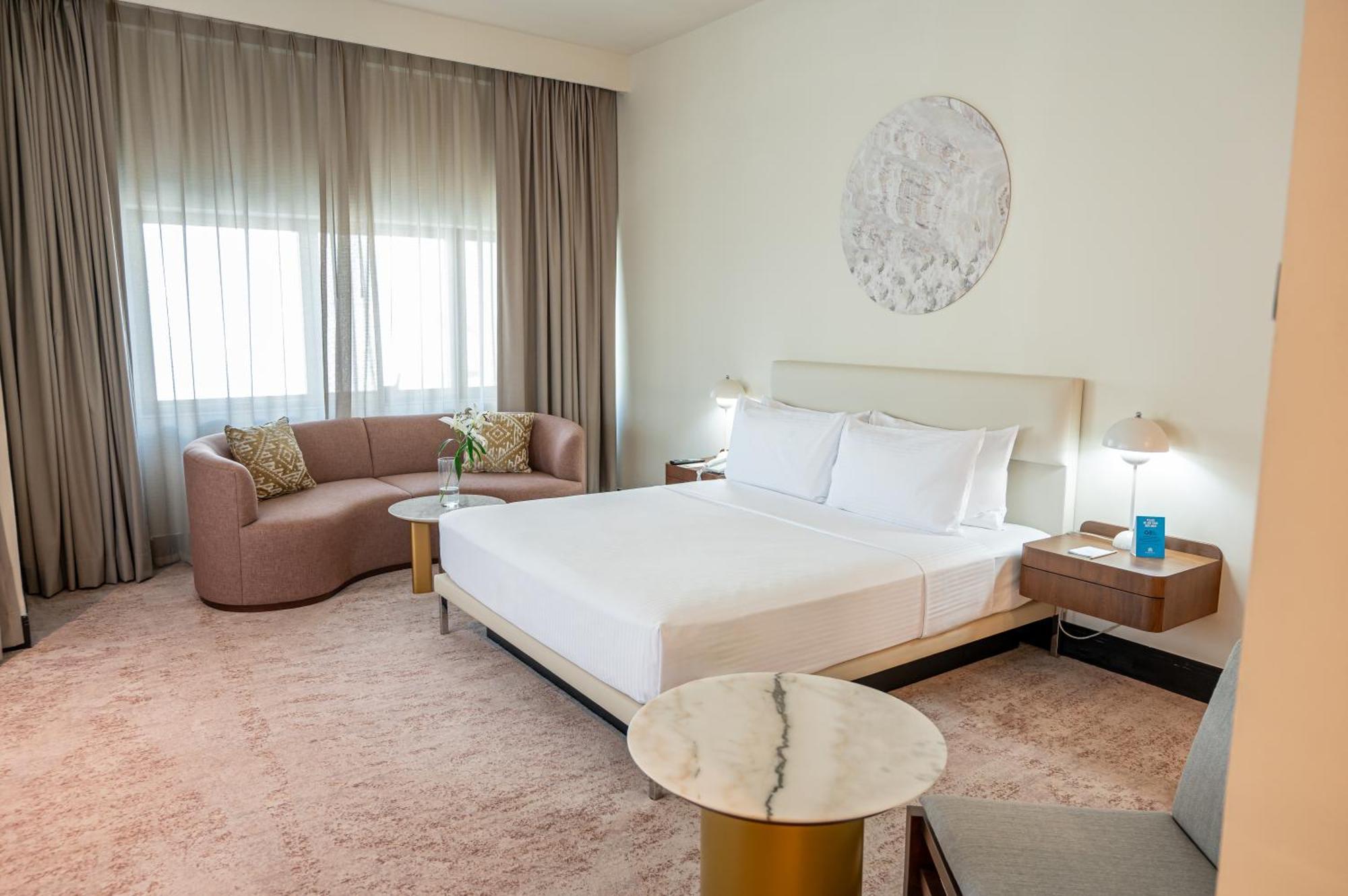 Majestic Cove - Formerly Le Meridien Fairway 4* Dubái