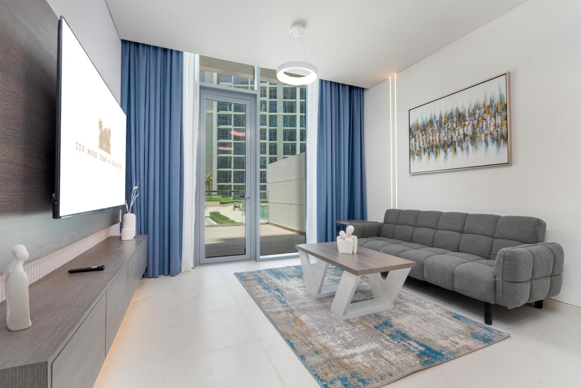 Luxury In Center, District One Apartamento
