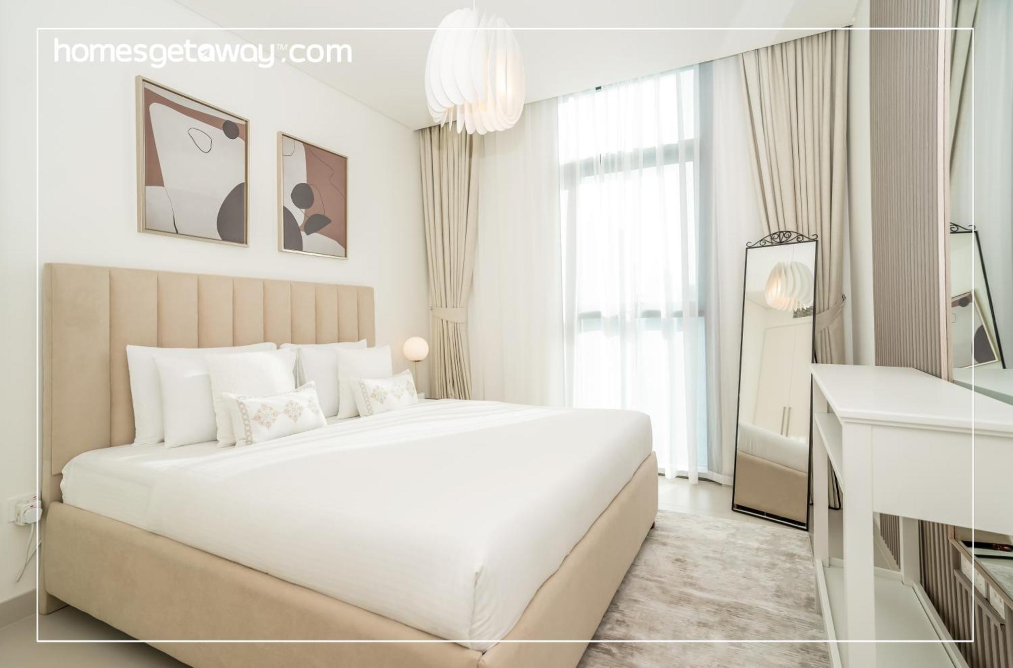 Homesgetaway - Luxury 2br In Burj Crown * Dubái