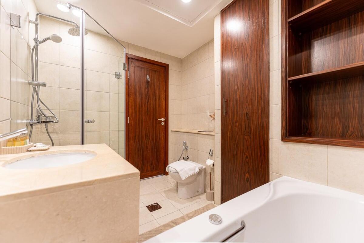 Apartamento Chic 1-bedroom Getaway With Downtown Living Charm *