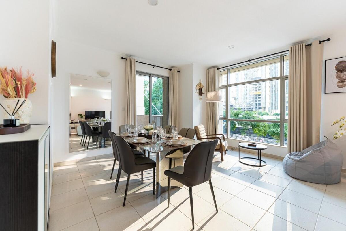 Chic 1-bedroom Getaway With Downtown Living Charm Apartamento *