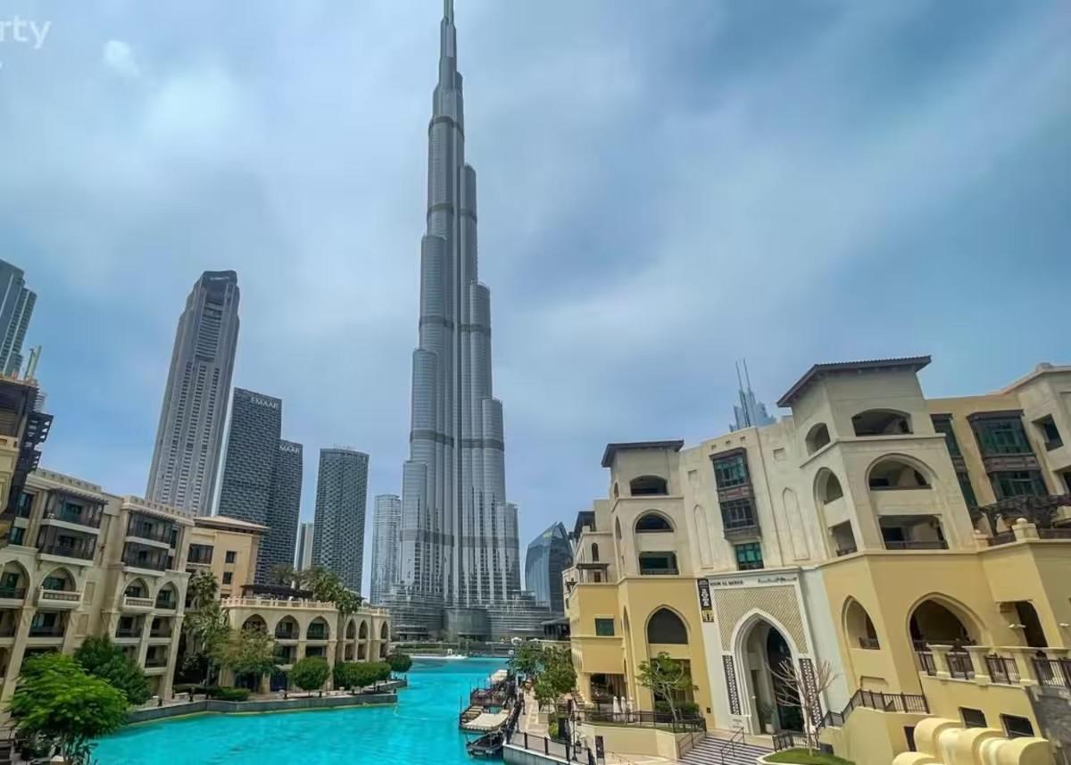 Apartemen Luxury Downtown Next To Mall Of