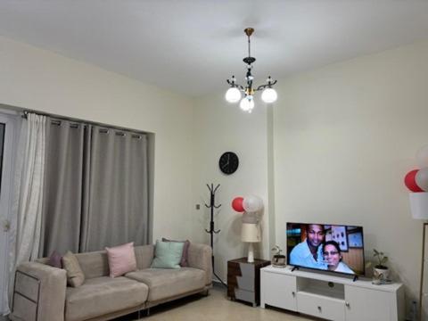 - Cozy, Very Accessible And So Near To Train Station *