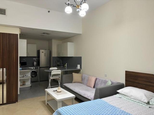 - Cozy, Very Accessible And So Near To Train Station * Dubái
