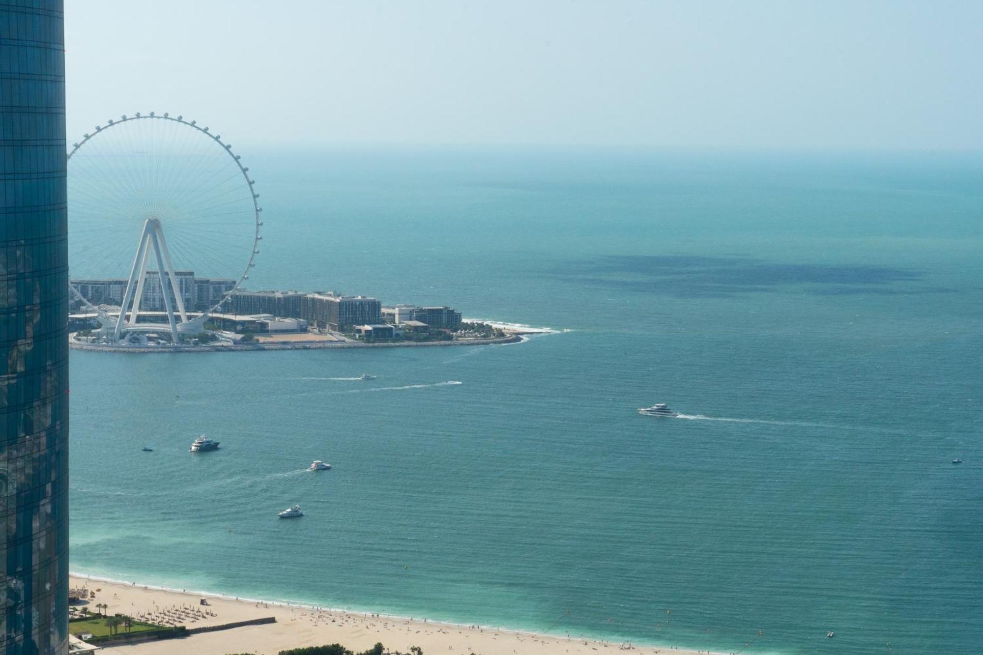 Serene Sea View One Bedroom On 67th Floor Apartamento