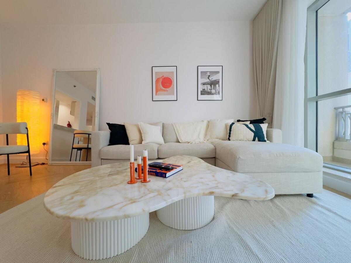 Apartamento Burj Khalifaview Luxury 1-bedroom Dubái