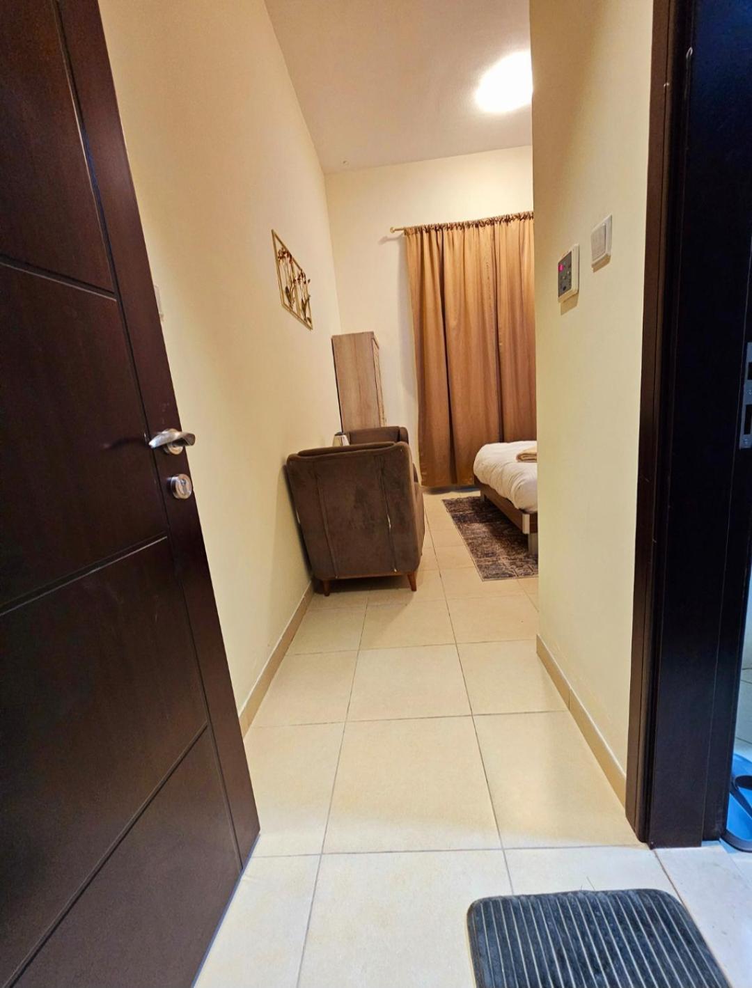 With Bathroom Near Walk La Oima Leasing Appartement *