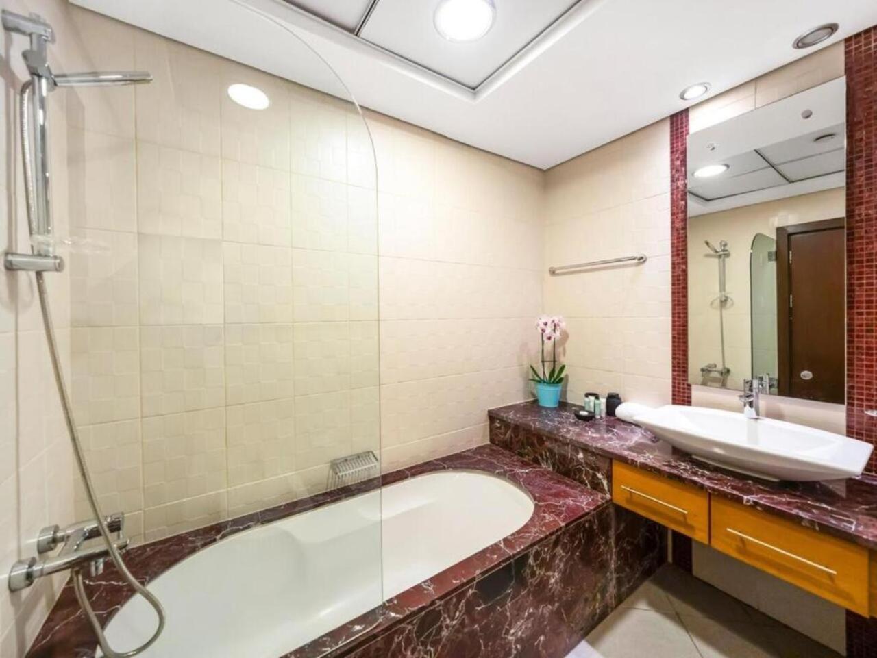 Sea & Palm View 2br Jbr Beachgem * Dubaï