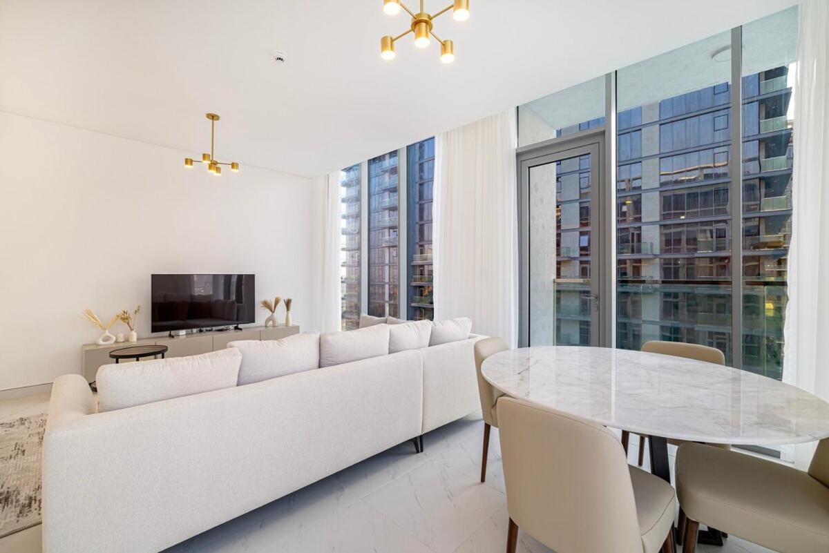 Apartamento Two Bedroom At Mbr With Burj Khalifa View Dubái
