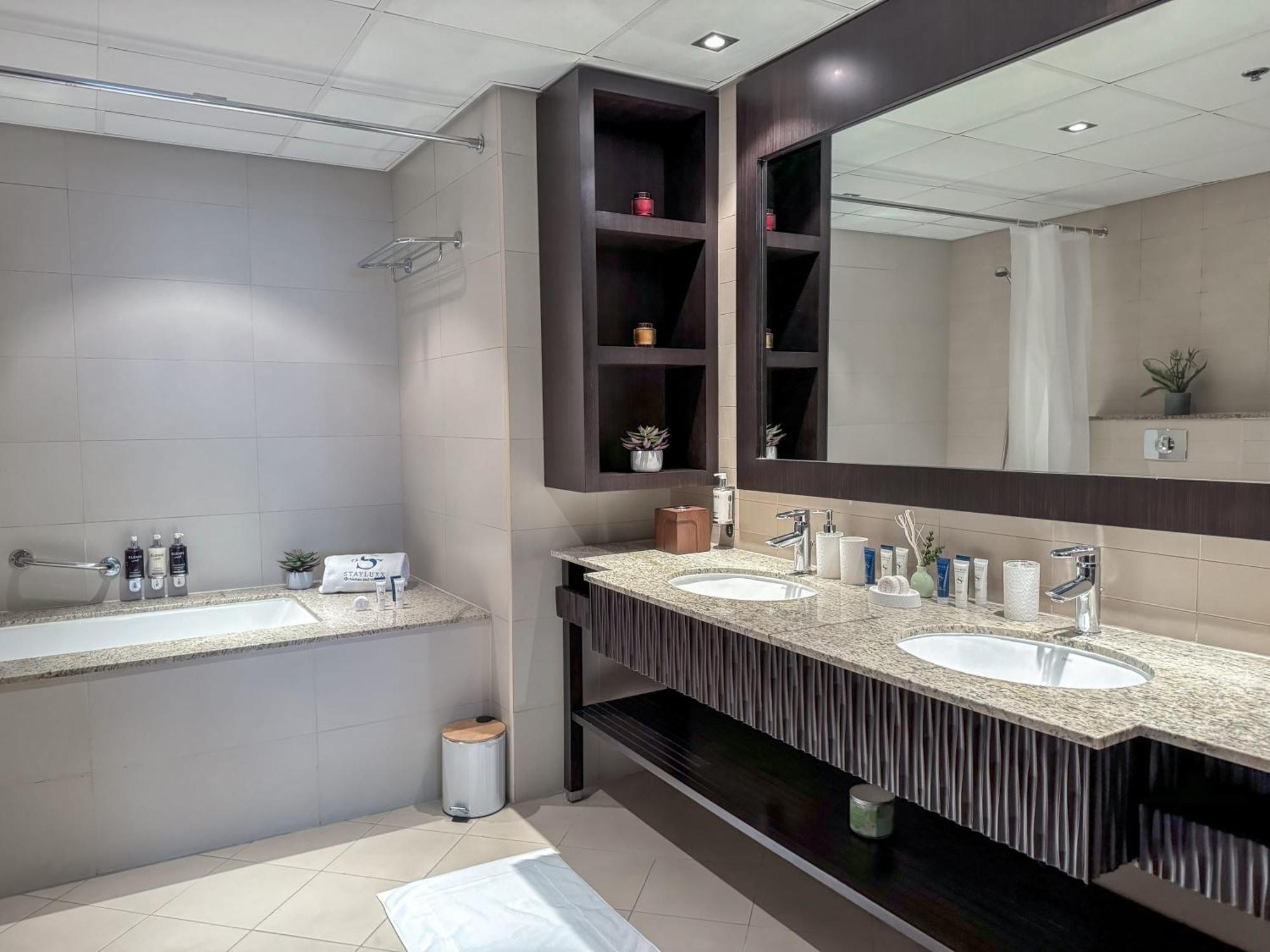Picture-perfect 2br With Burj View Dubai