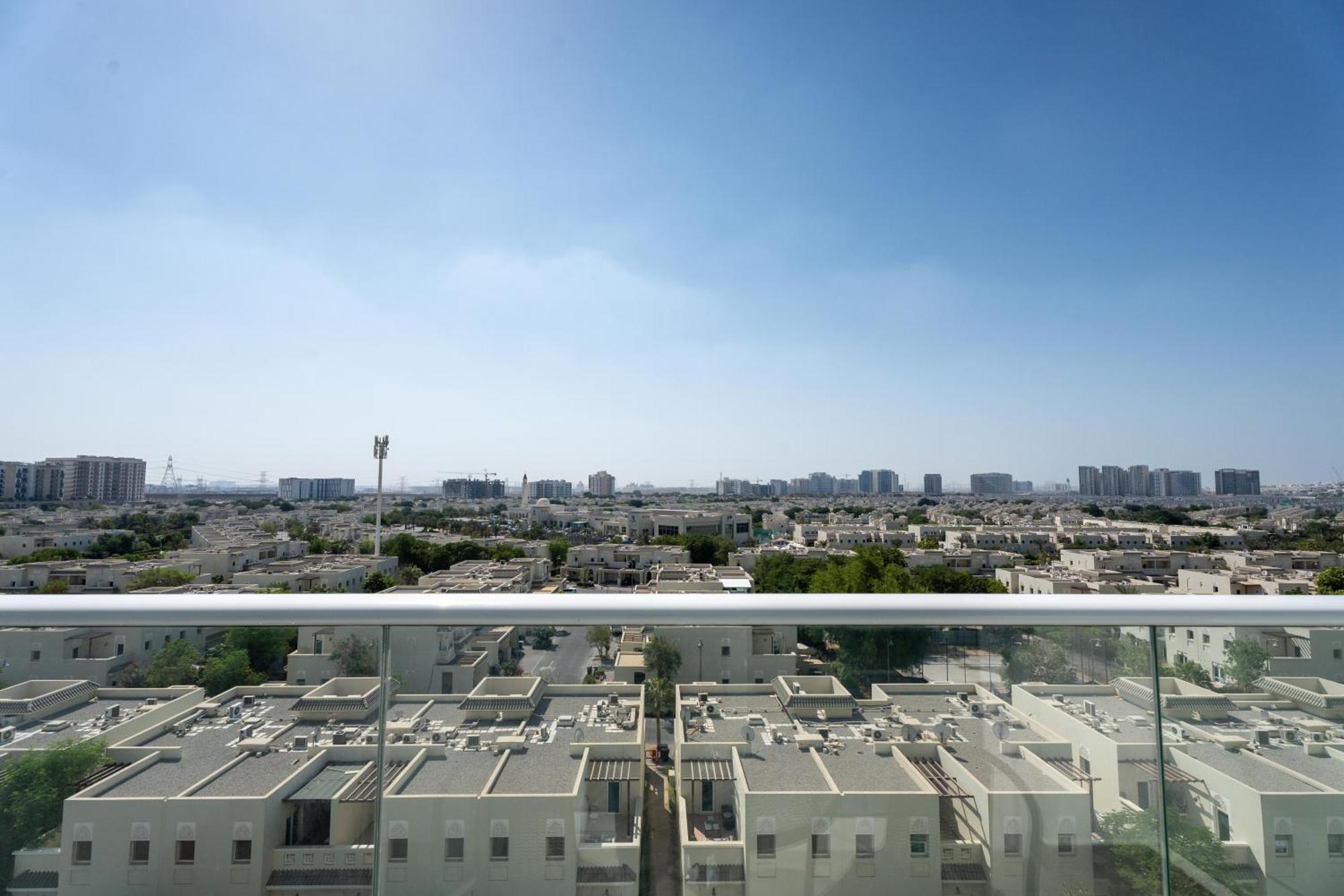 Apartemen Vacay Lettings - Pearlz By Danube -studio-al Furjan-near Metro *