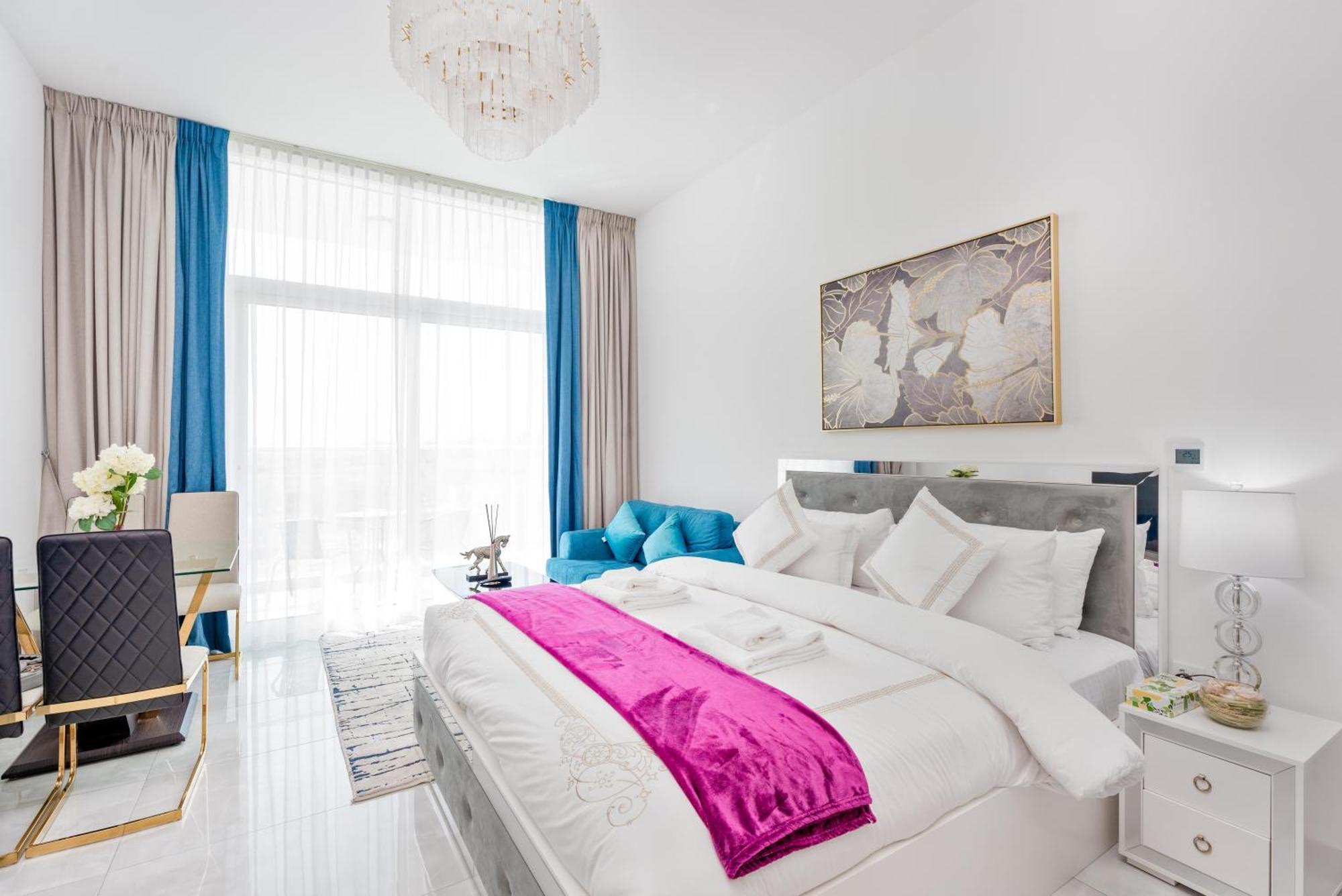 Vacay Lettings - Pearlz By Danube -studio-al Furjan-near Metro Apartemen Dubai