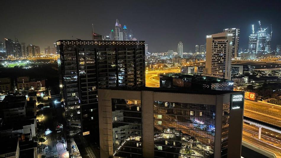 Adventurers Partition In Barsha Heights Dubái