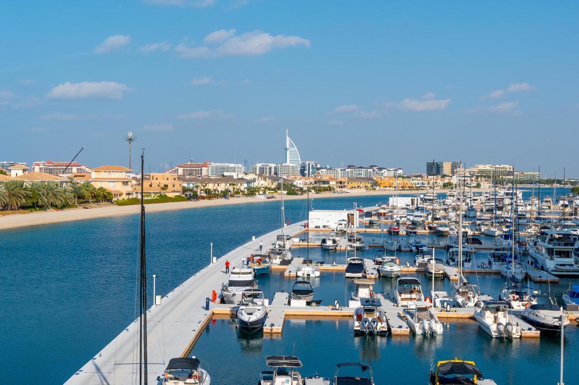 Deluxe Waterfront Unit In Heart Of Palm Jumeirah Appartement