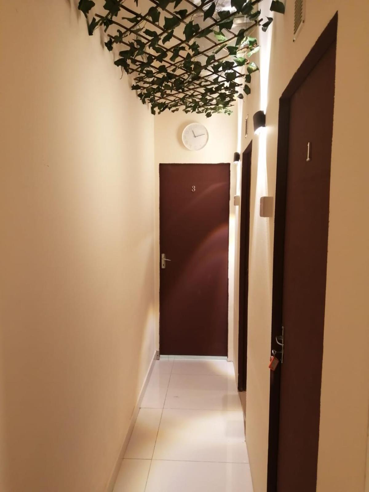 Capsulehotel Moe Hostel By Phm Dubai
