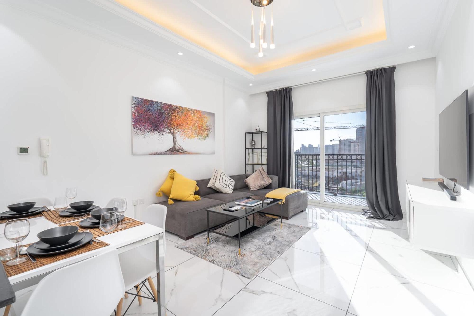 Relaxing 1-bedroom In Al Barshaa South